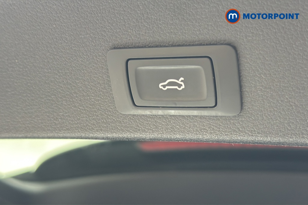 Audi A4 S Line Automatic Petrol Estate - Stock Number (1645977) - 35th supplementary image