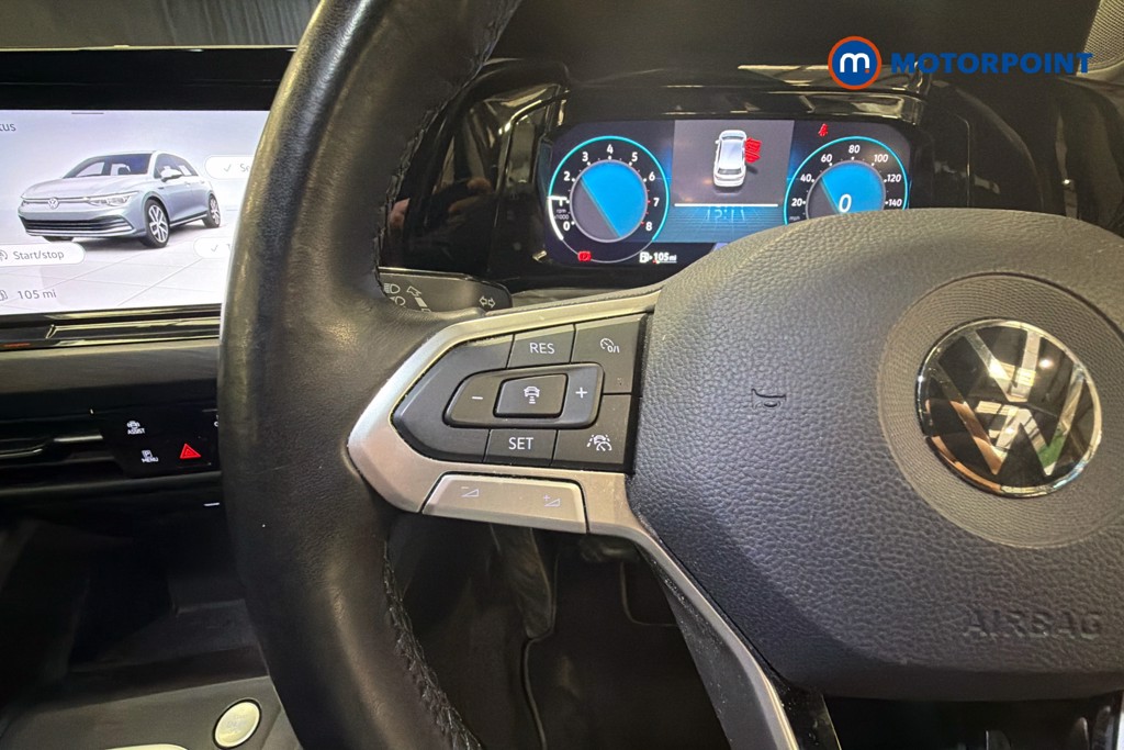 Volkswagen Golf Style Manual Petrol Hatchback - Stock Number (1645999) - 3rd supplementary image