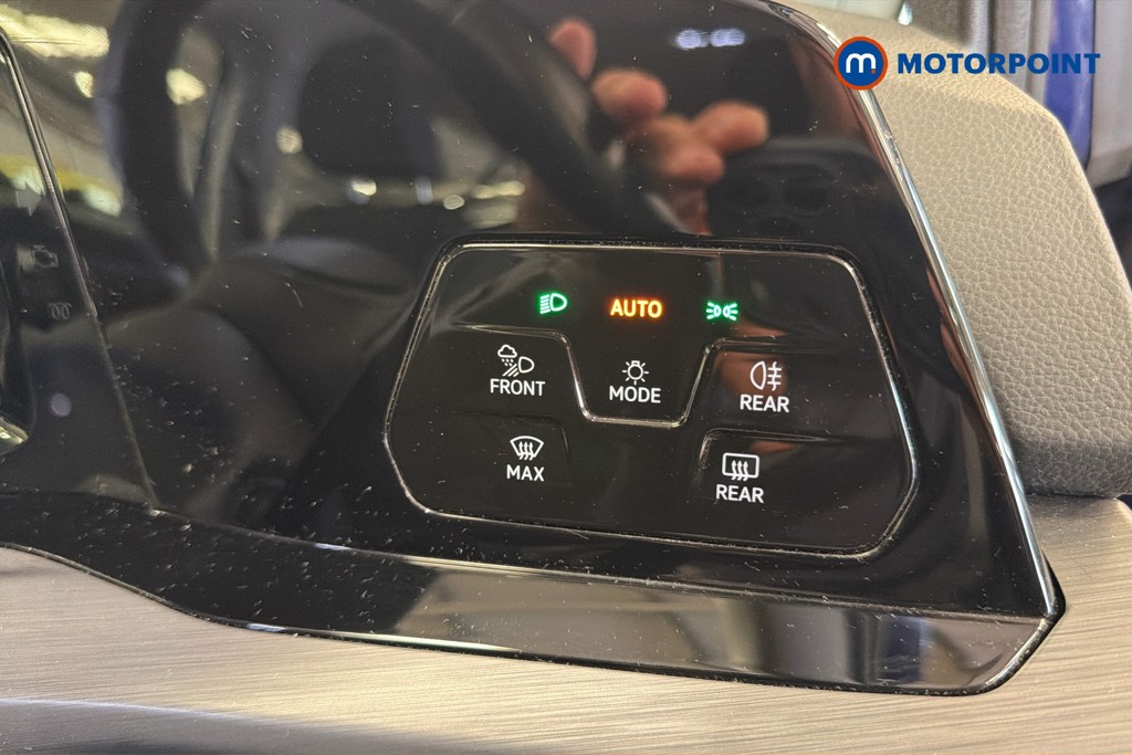 Volkswagen Golf Style Manual Petrol Hatchback - Stock Number (1645999) - 18th supplementary image