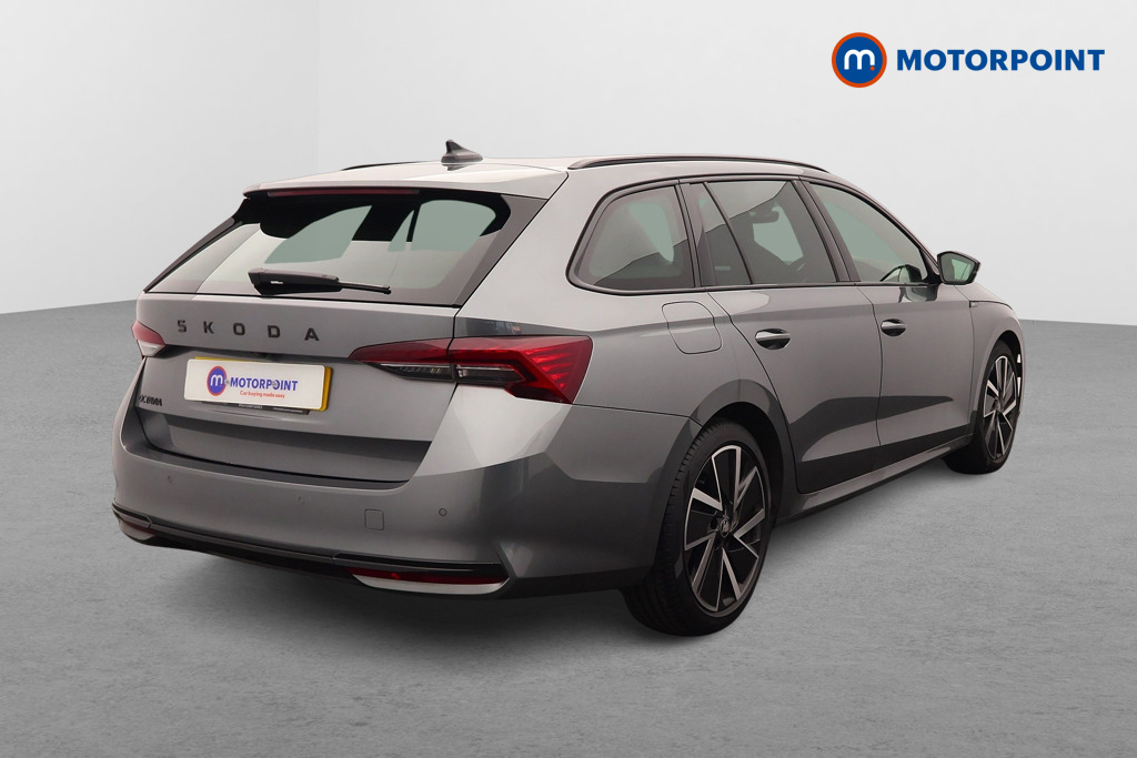 Skoda Octavia Sportline Automatic Diesel Estate - Stock Number (1646027) - Drivers side rear corner