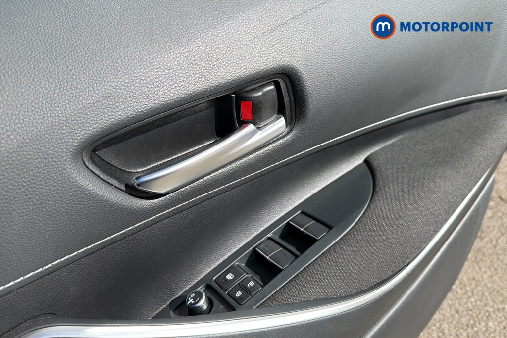 Toyota Corolla Icon Automatic Petrol-Electric Hybrid Estate - Stock Number (1646240) - 19th supplementary image