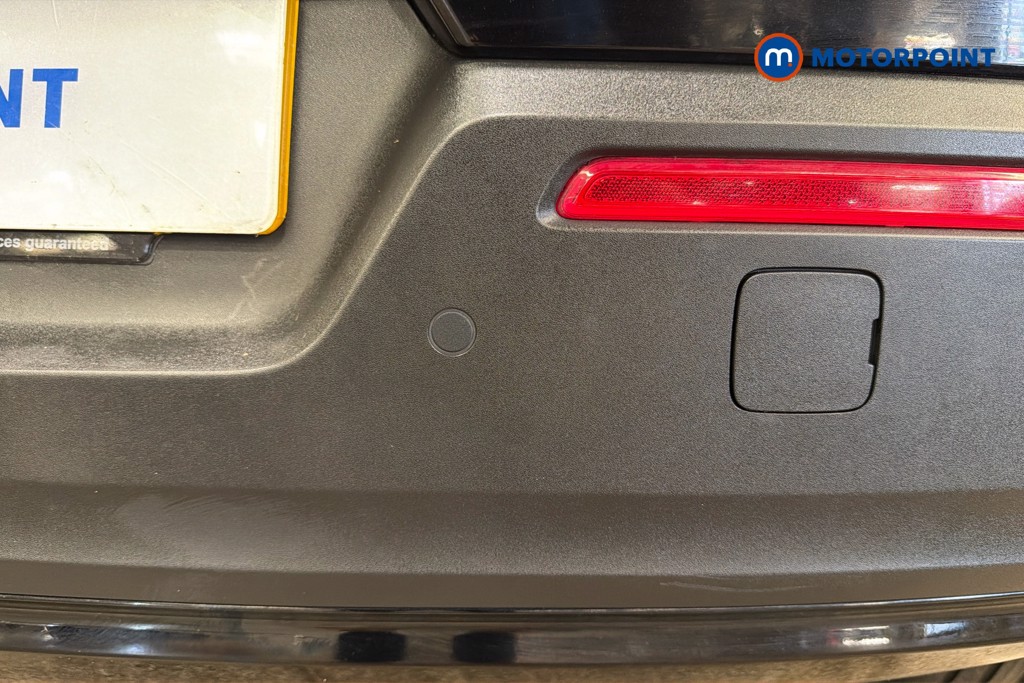 Volvo Xc40 R Design Pro Automatic Petrol SUV - Stock Number (1646791) - 40th supplementary image