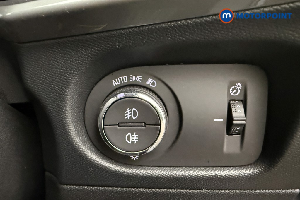 Vauxhall Mokka Ultimate Automatic Electric SUV - Stock Number (1647526) - 17th supplementary image