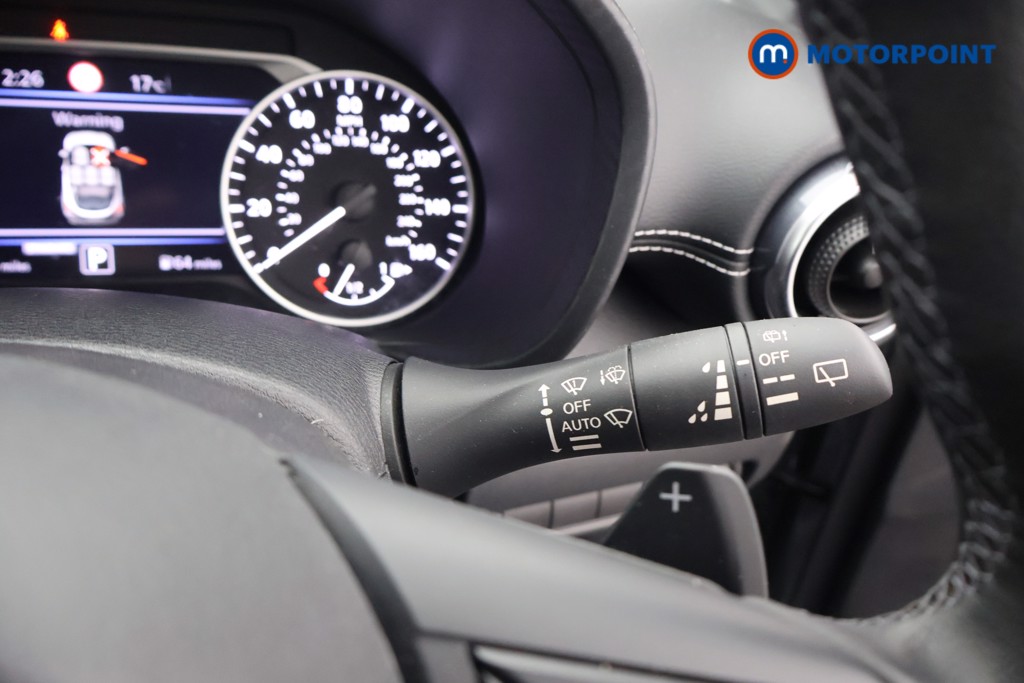 Nissan Juke Tekna Automatic Petrol SUV - Stock Number (1647558) - 6th supplementary image