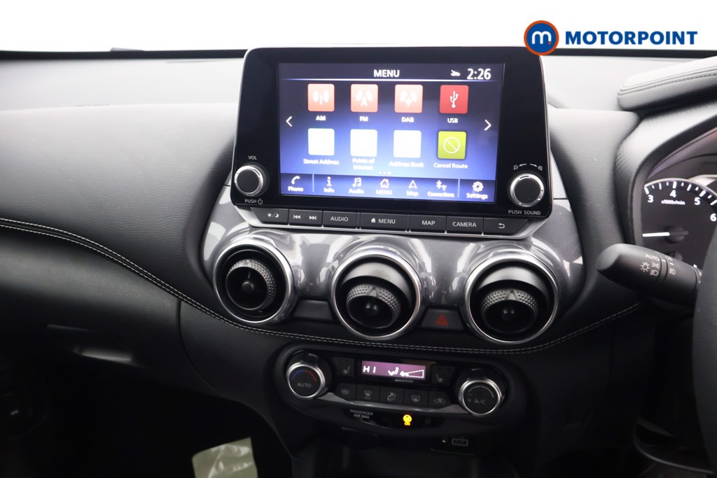 Nissan Juke Tekna Automatic Petrol SUV - Stock Number (1647558) - 7th supplementary image