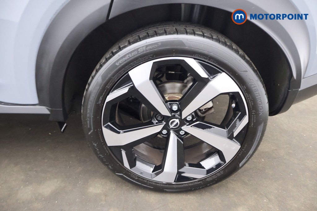 Nissan Juke Tekna Automatic Petrol SUV - Stock Number (1647558) - 23rd supplementary image