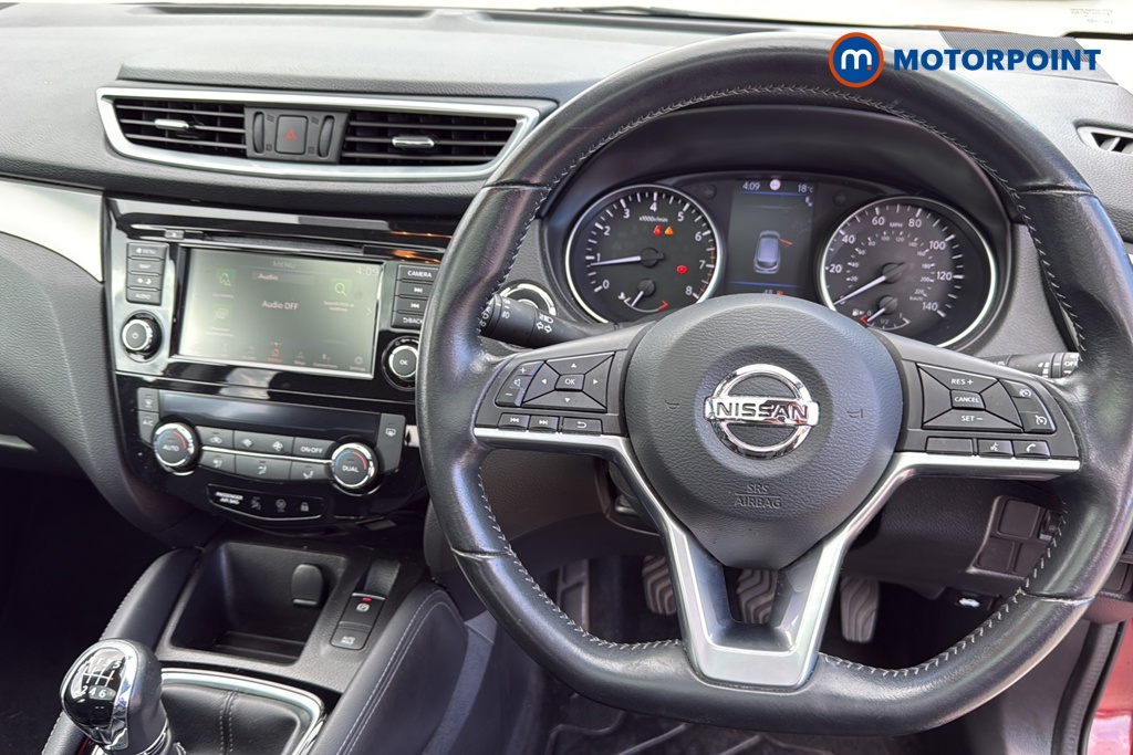 Nissan Qashqai N-Connecta Manual Petrol SUV - Stock Number (1647688) - 2nd supplementary image