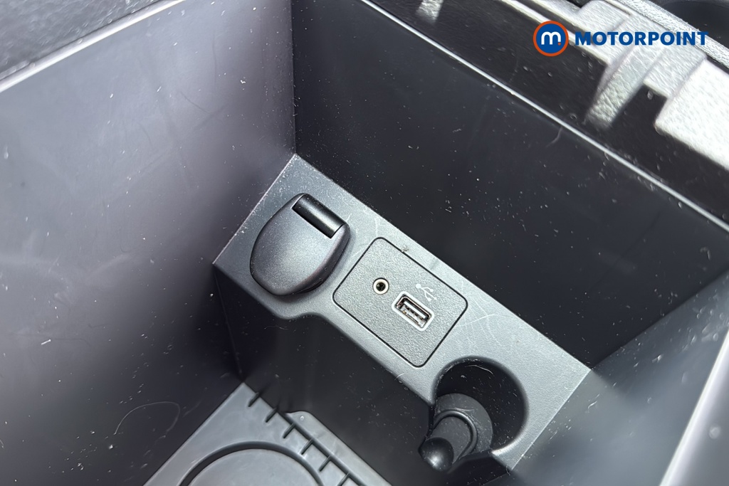 Nissan Qashqai N-Connecta Manual Petrol SUV - Stock Number (1647688) - 995th supplementary image