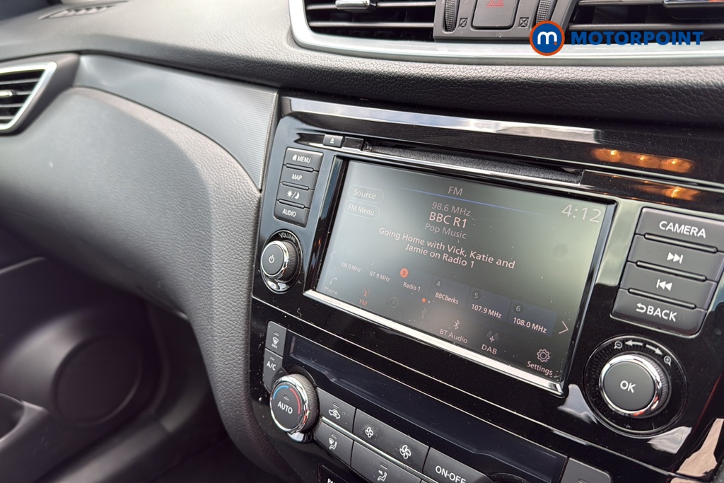 Nissan Qashqai N-Connecta Manual Petrol SUV - Stock Number (1647688) - 8th supplementary image