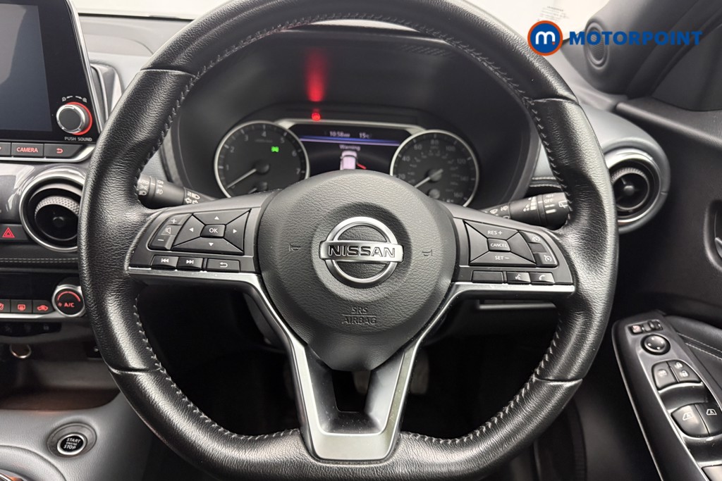 Nissan Juke N-Connecta Manual Petrol SUV - Stock Number (1647767) - 5th supplementary image