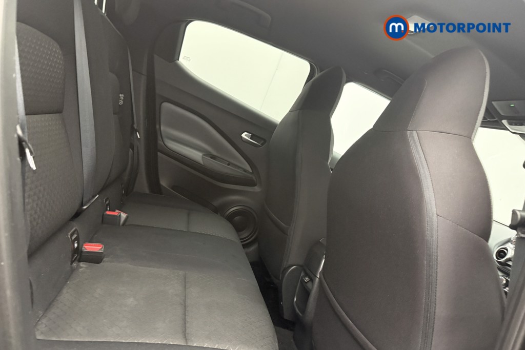 Nissan Juke N-Connecta Manual Petrol SUV - Stock Number (1647767) - 9th supplementary image