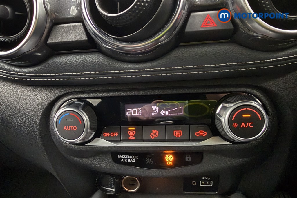Nissan Juke N-Connecta Manual Petrol SUV - Stock Number (1647767) - 16th supplementary image