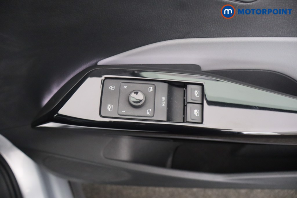 Volkswagen Id.3 Max Pro Automatic Electric Hatchback - Stock Number (1647776) - 17th supplementary image