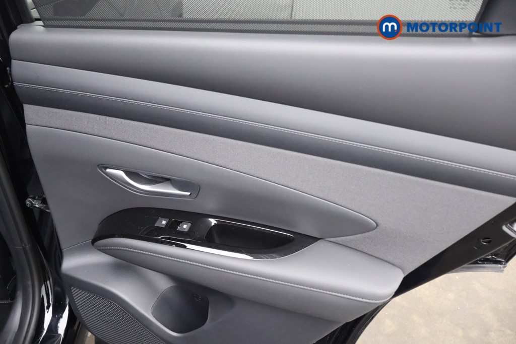 Hyundai Tucson Ultimate Automatic Petrol SUV - Stock Number (1647961) - 16th supplementary image