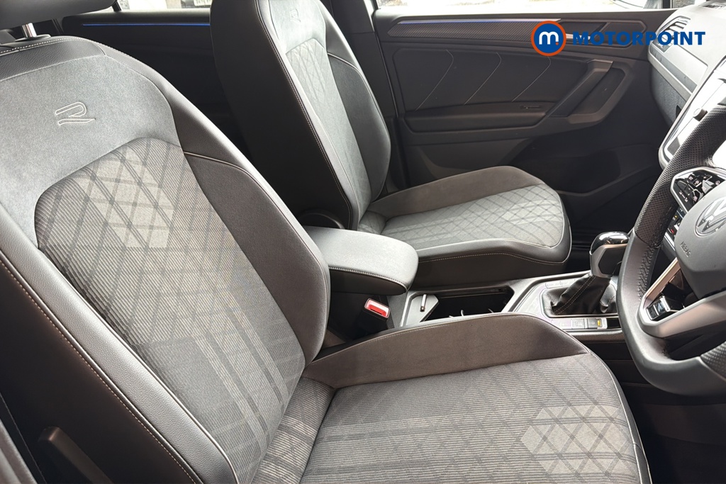 Volkswagen Tiguan Black Edition Automatic Petrol Plug-In Hybrid SUV - Stock Number (1648025) - 22nd supplementary image