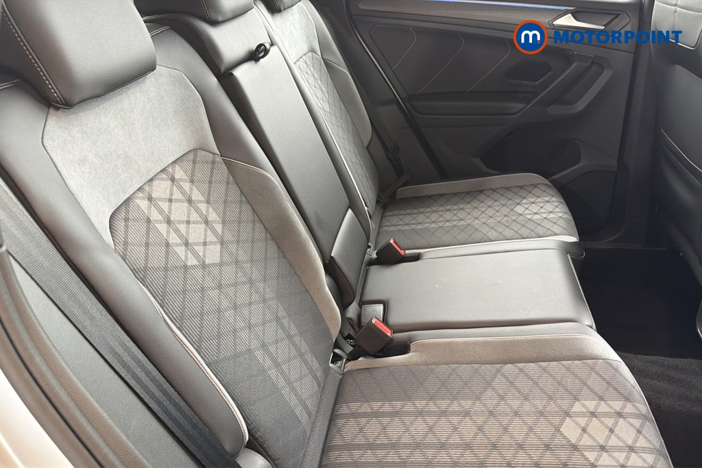 Volkswagen Tiguan Black Edition Automatic Petrol Plug-In Hybrid SUV - Stock Number (1648025) - 25th supplementary image