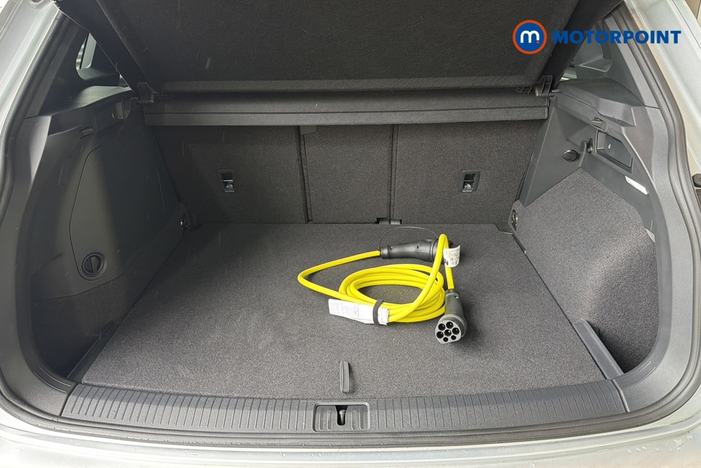 Volkswagen Tiguan Black Edition Automatic Petrol Plug-In Hybrid SUV - Stock Number (1648025) - 34th supplementary image
