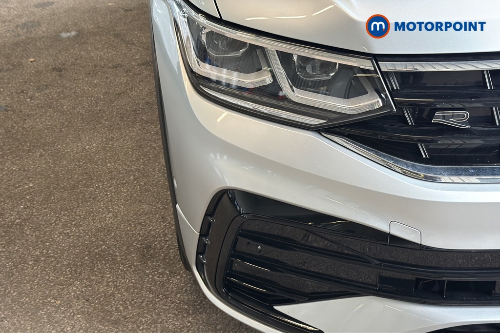 Volkswagen Tiguan Black Edition Automatic Petrol Plug-In Hybrid SUV - Stock Number (1648025) - 38th supplementary image