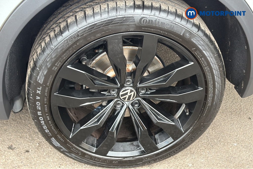 Volkswagen Tiguan Black Edition Automatic Petrol Plug-In Hybrid SUV - Stock Number (1648025) - 45th supplementary image