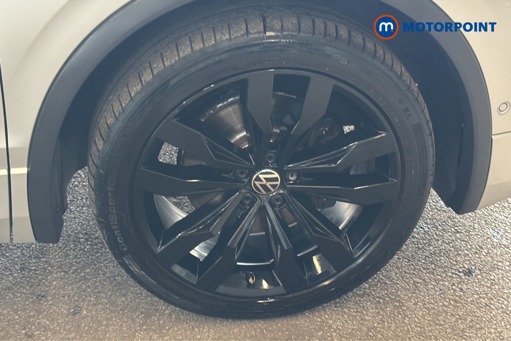 Volkswagen Tiguan Black Edition Automatic Petrol Plug-In Hybrid SUV - Stock Number (1648025) - 47th supplementary image