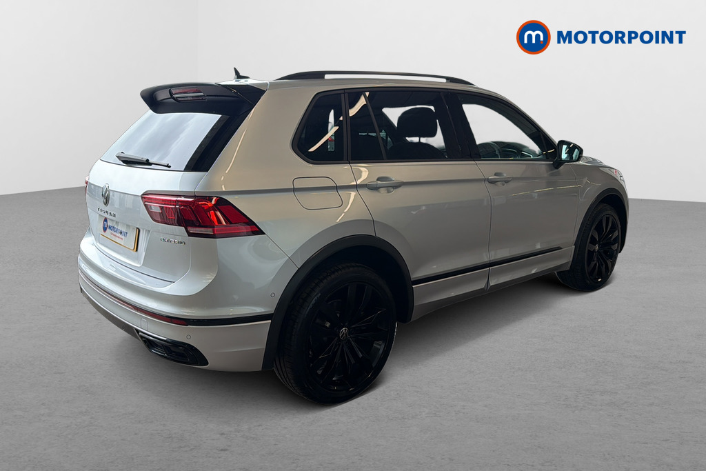 Volkswagen Tiguan Black Edition Automatic Petrol Plug-In Hybrid SUV - Stock Number (1648025) - Passenger side rear corner