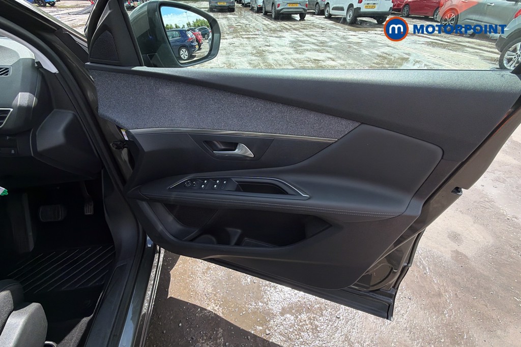 Peugeot 3008 Allure Automatic Petrol SUV - Stock Number (1648043) - 19th supplementary image