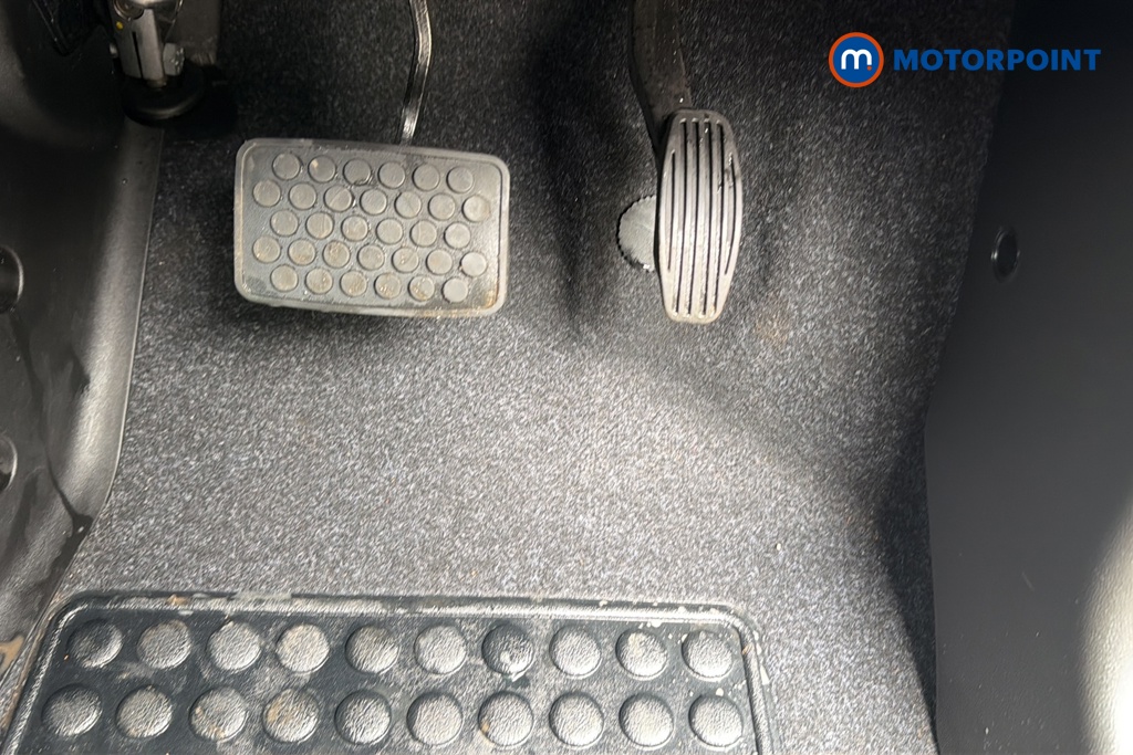 Abarth 695 1.4 T-Jet 180 3Dr Auto Monza Exhaust Automatic Petrol Hatchback - Stock Number (1648193) - 24th supplementary image