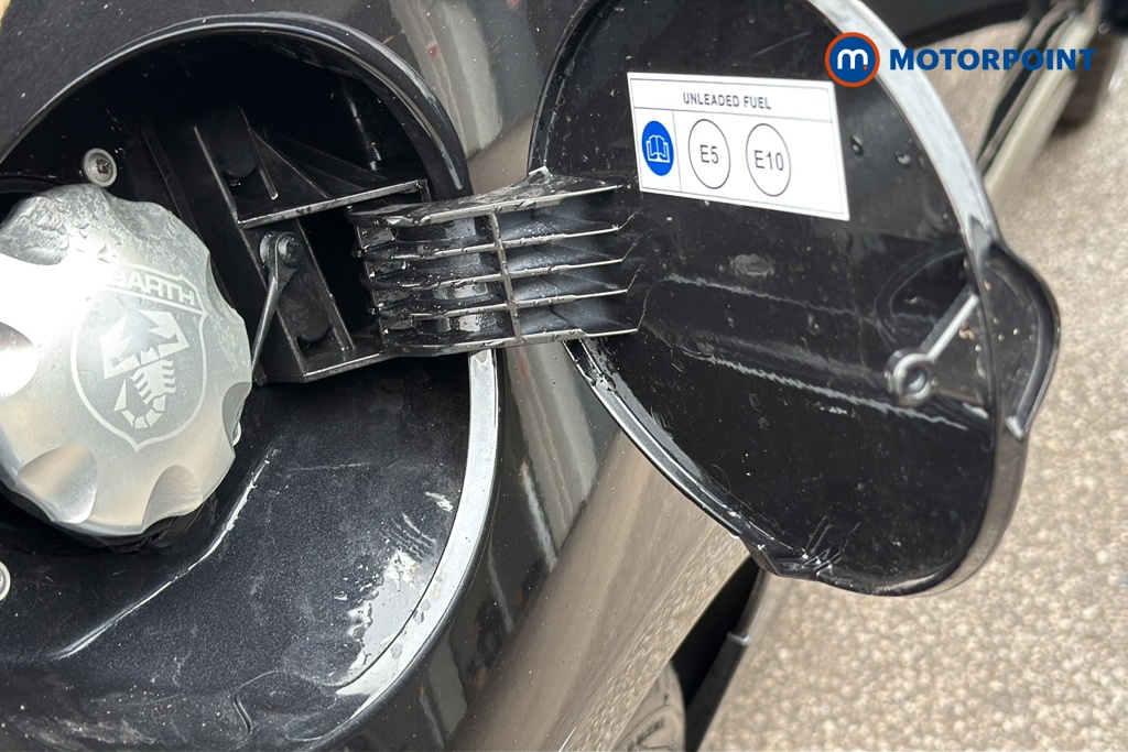Abarth 695 1.4 T-Jet 180 3Dr Auto Monza Exhaust Automatic Petrol Hatchback - Stock Number (1648193) - 41st supplementary image