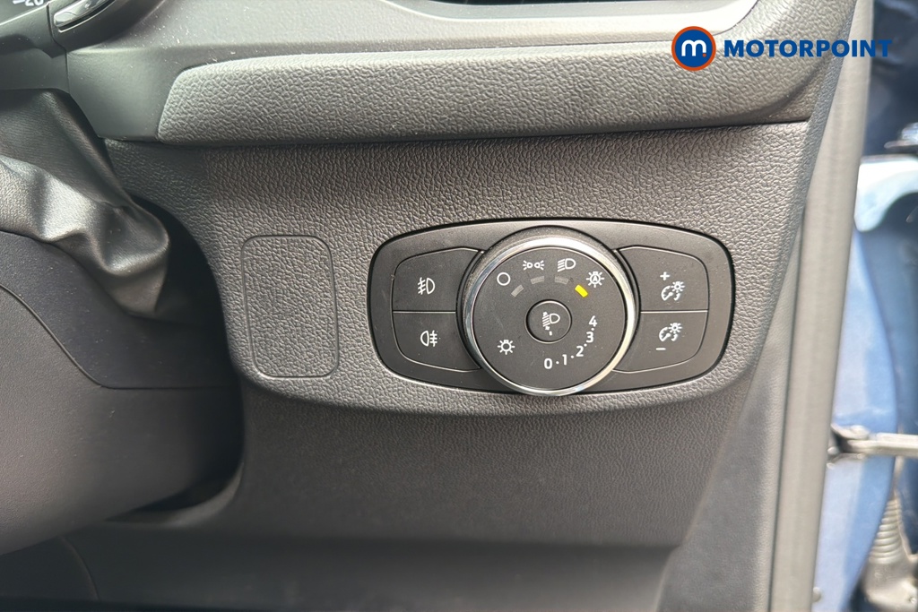Ford Focus Active Automatic Petrol Estate - Stock Number (1648351) - 11th supplementary image