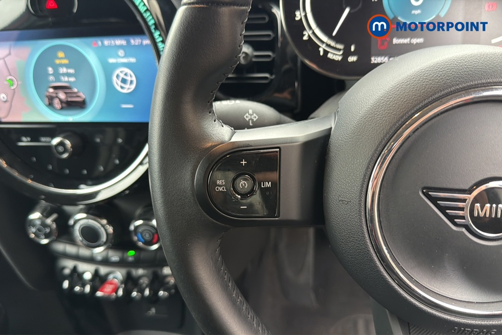 Mini Hatchback Cooper S Classic Manual Petrol Hatchback - Stock Number (1648359) - 4th supplementary image