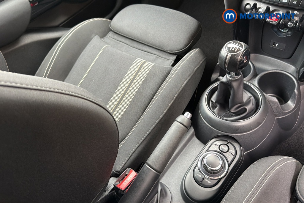 Mini Hatchback Cooper S Classic Manual Petrol Hatchback - Stock Number (1648359) - 15th supplementary image