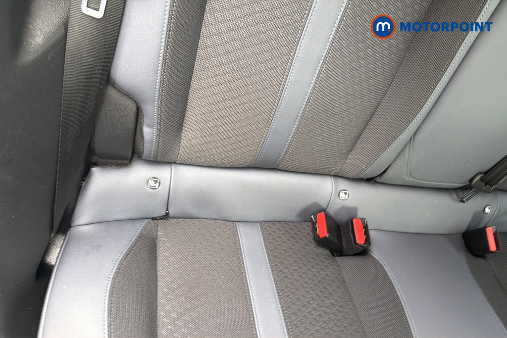 Peugeot 2008 Allure Premium Automatic Petrol SUV - Stock Number (1648385) - 27th supplementary image