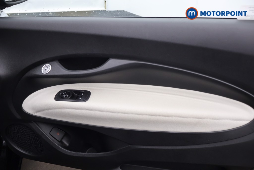 Fiat 500 La Prima Automatic Electric Convertible - Stock Number (1648572) - 12th supplementary image