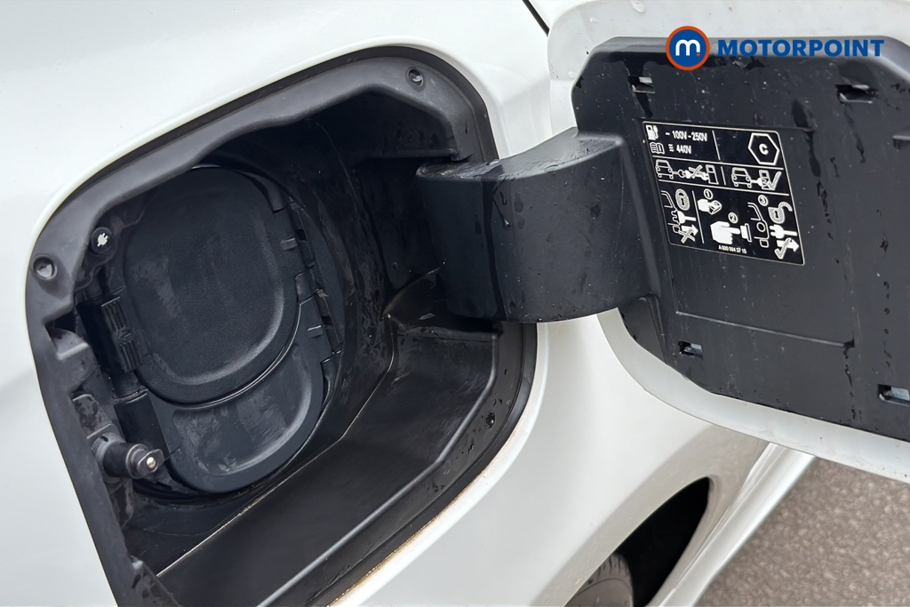 Mercedes-Benz A Class Amg Line Automatic Petrol Plug-In Hybrid Hatchback - Stock Number (1648598) - 40th supplementary image