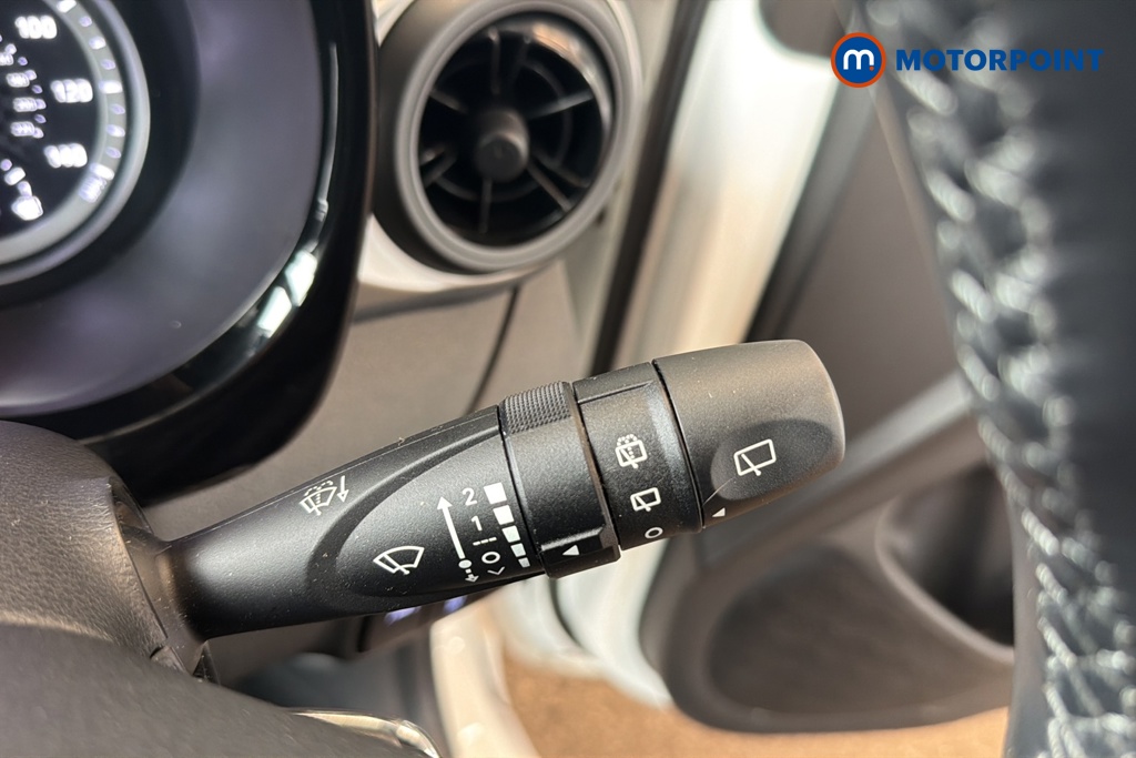 Hyundai I10 Premium Automatic Petrol Hatchback - Stock Number (1648601) - 6th supplementary image