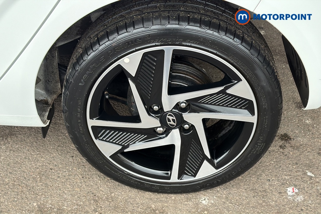 Hyundai I10 Premium Automatic Petrol Hatchback - Stock Number (1648601) - 45th supplementary image