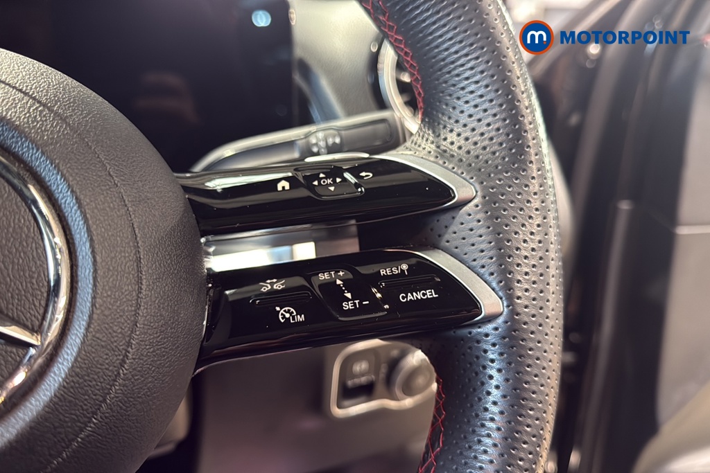 Mercedes-Benz GLB Amg Line Automatic Petrol SUV - Stock Number (1649082) - 3rd supplementary image