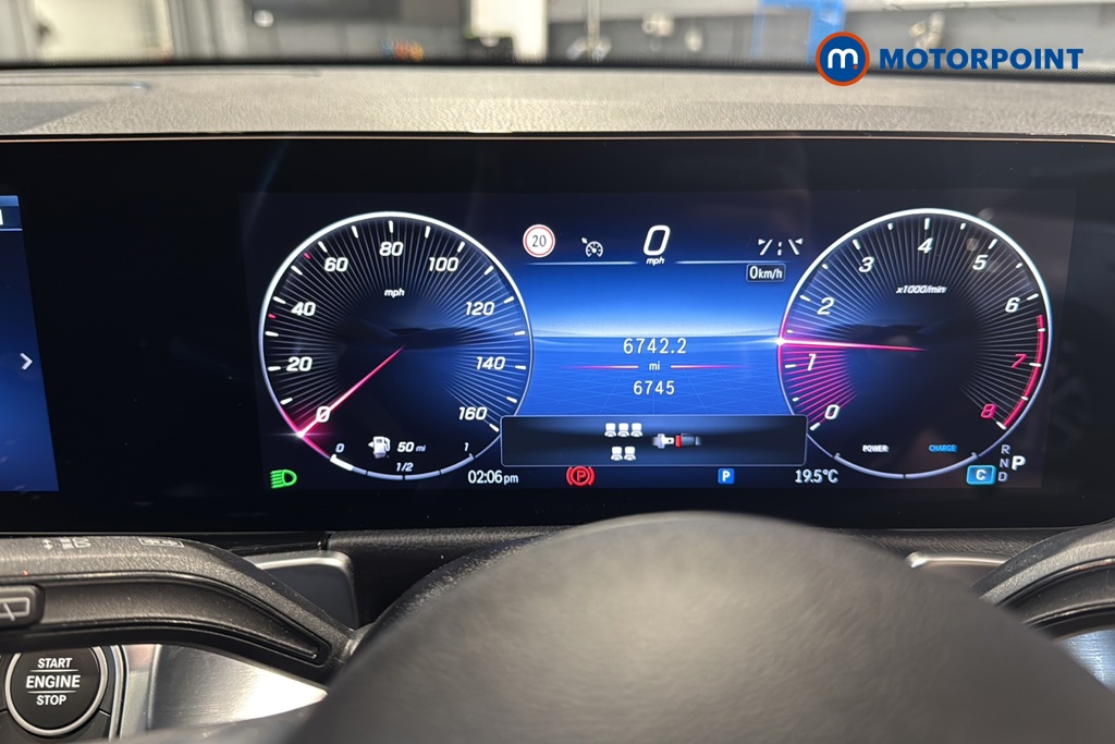 Mercedes-Benz GLB Amg Line Automatic Petrol SUV - Stock Number (1649082) - 7th supplementary image