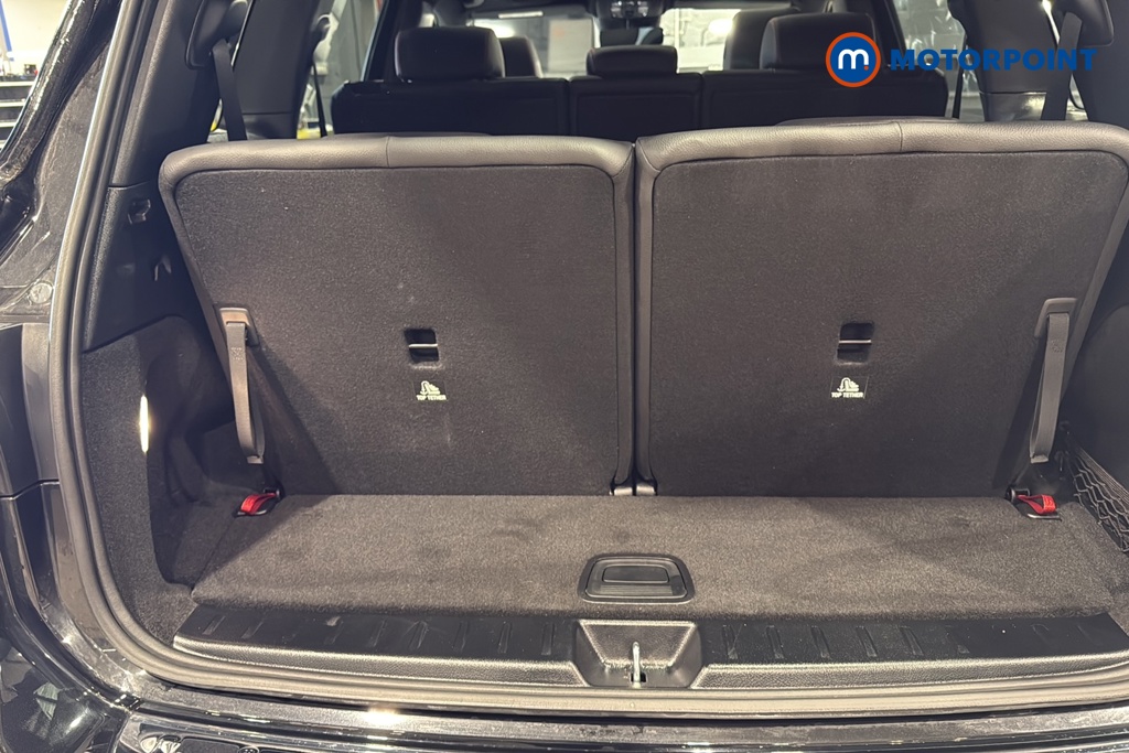 Mercedes-Benz GLB Amg Line Automatic Petrol SUV - Stock Number (1649082) - 30th supplementary image