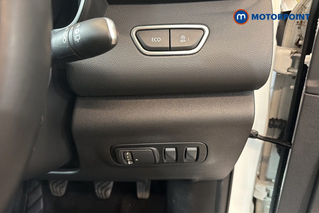 Renault Kadjar Iconic Manual Petrol SUV - Stock Number (1649452) - 11th supplementary image