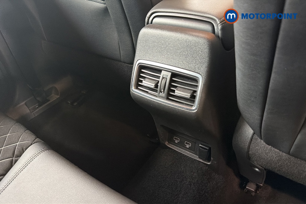 Renault Kadjar Iconic Manual Petrol SUV - Stock Number (1649452) - 28th supplementary image