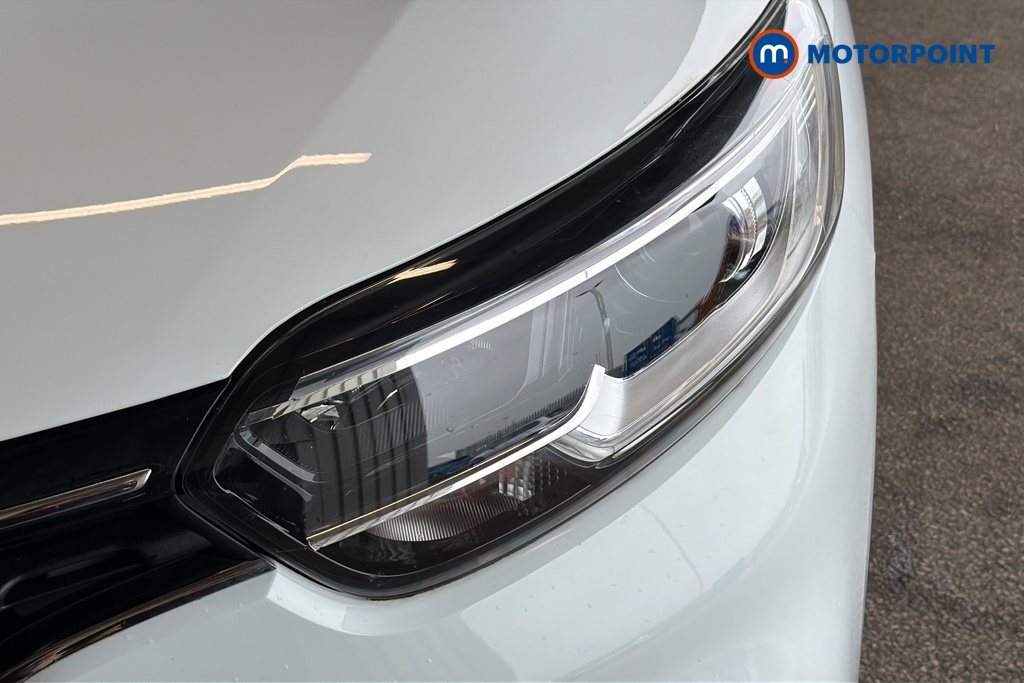 Renault Kadjar Iconic Manual Petrol SUV - Stock Number (1649452) - 42nd supplementary image