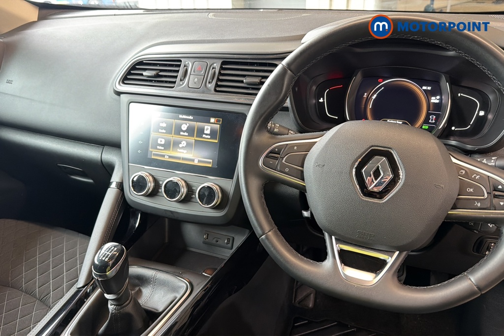 Renault Kadjar Iconic Manual Petrol SUV - Stock Number (1649452) - 1st supplementary image