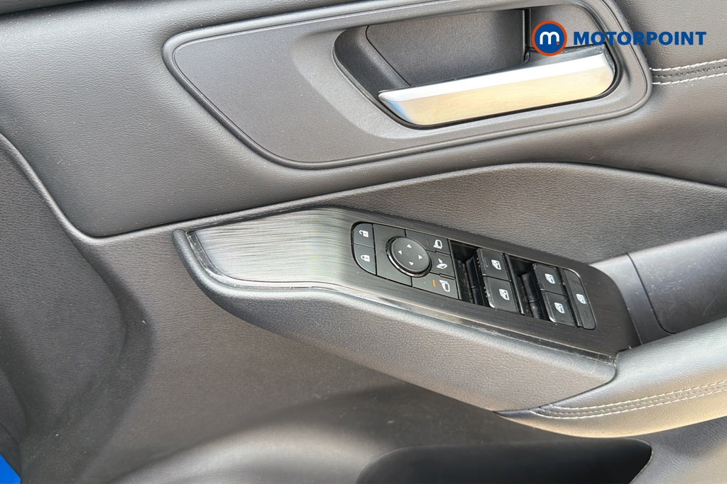 Nissan Qashqai Acenta Premium Manual Petrol SUV - Stock Number (1649515) - 19th supplementary image