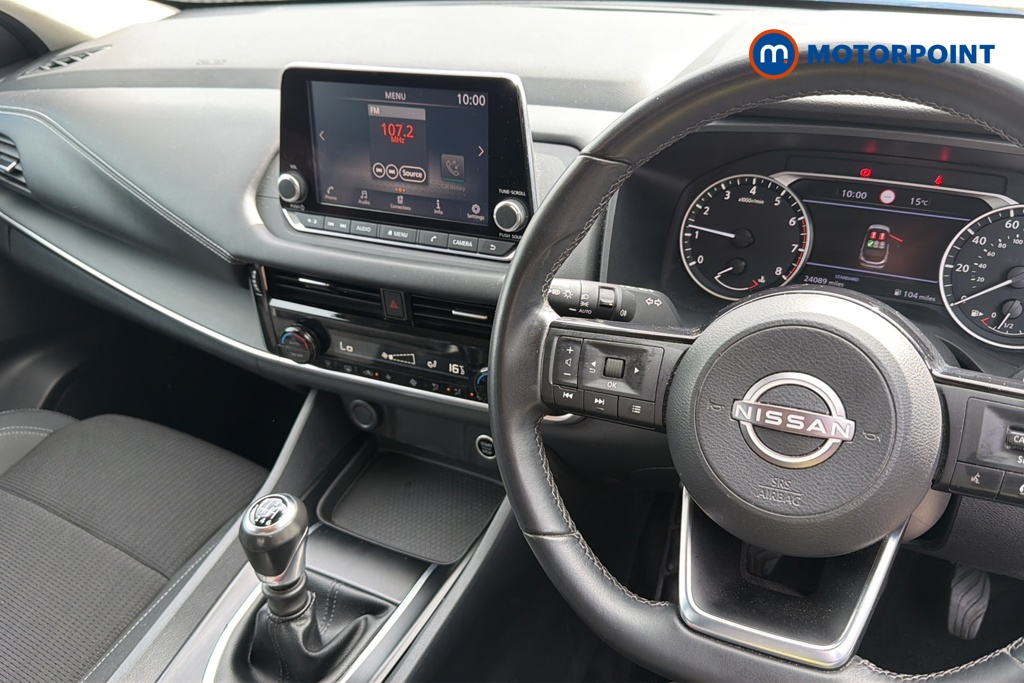 Nissan Qashqai Acenta Premium Manual Petrol SUV - Stock Number (1649515) - 1st supplementary image