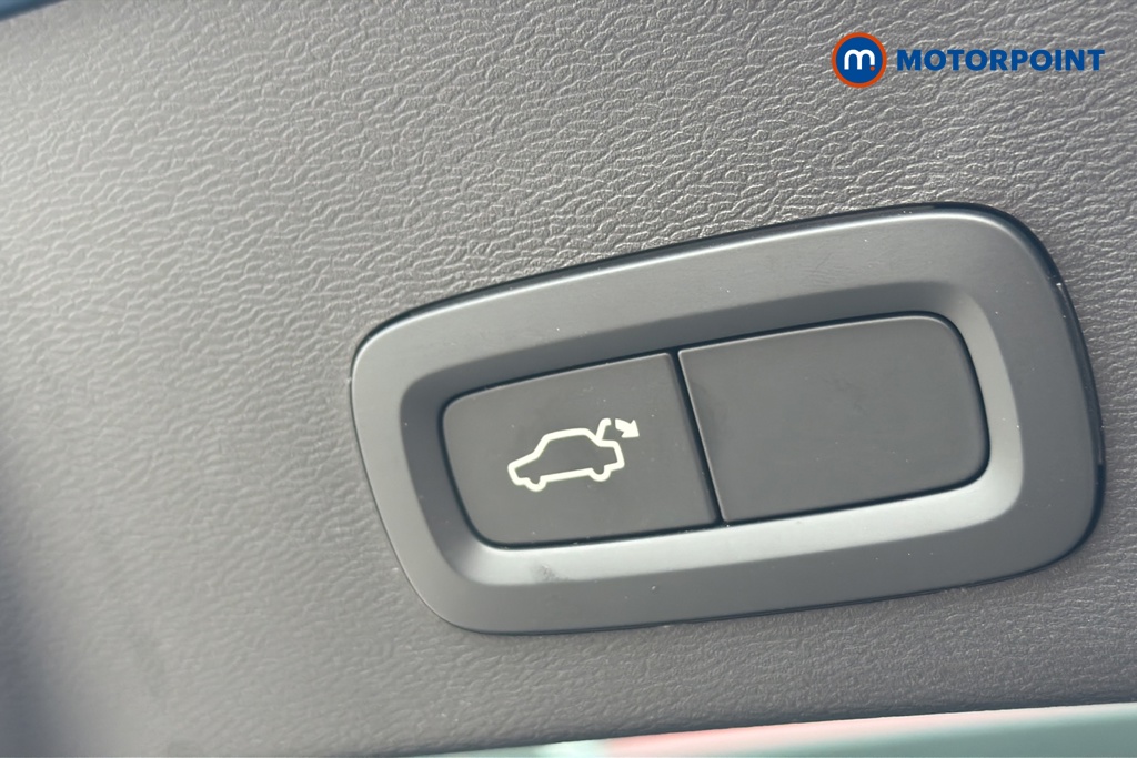 Volvo Ex40 Core Automatic Electric SUV - Stock Number (1649556) - 35th supplementary image