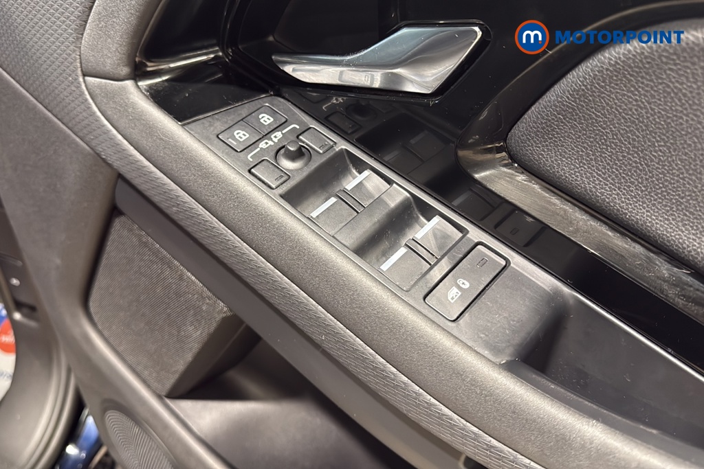 Land Rover Range Rover Evoque Evoque Edition Automatic Petrol Plug-In Hybrid SUV - Stock Number (1649647) - 19th supplementary image