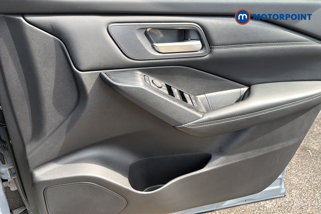 Nissan Qashqai Acenta Premium Manual Petrol SUV - Stock Number (1649660) - 18th supplementary image