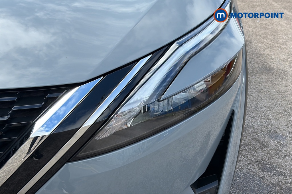 Nissan Qashqai Acenta Premium Manual Petrol SUV - Stock Number (1649660) - 42nd supplementary image