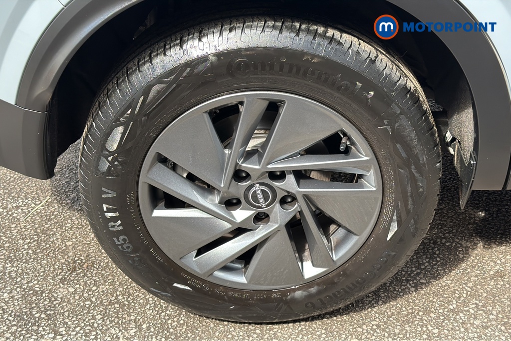 Nissan Qashqai Acenta Premium Manual Petrol SUV - Stock Number (1649660) - 46th supplementary image